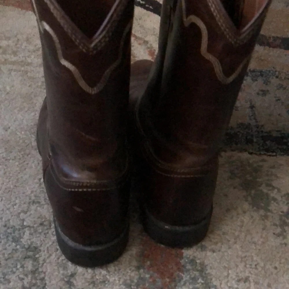 Men’s size 9.5D Justin Stampede Roper Western Boots Round Toe